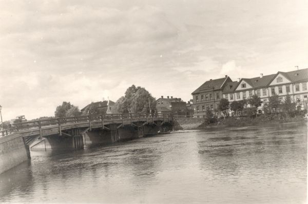 foto: emajõgi. puusild. 1920ndad. fotograaf teadmata