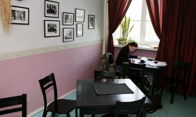 foto: Kohvik Vaikne Nurgake Tartu Linnaraamatukogus 2008. a