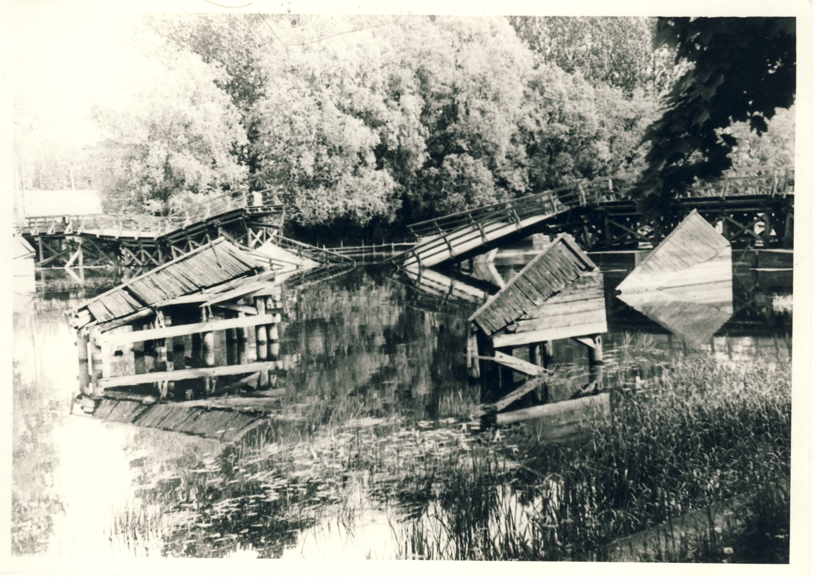 foto: kroonuaia sild katki 1981. a. fotograaf teadmata