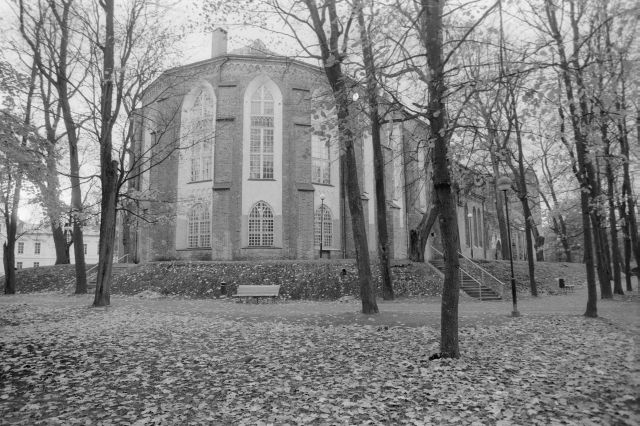 foto: Ülikooli ajaloomuuseum Toome varemetes 1997. a