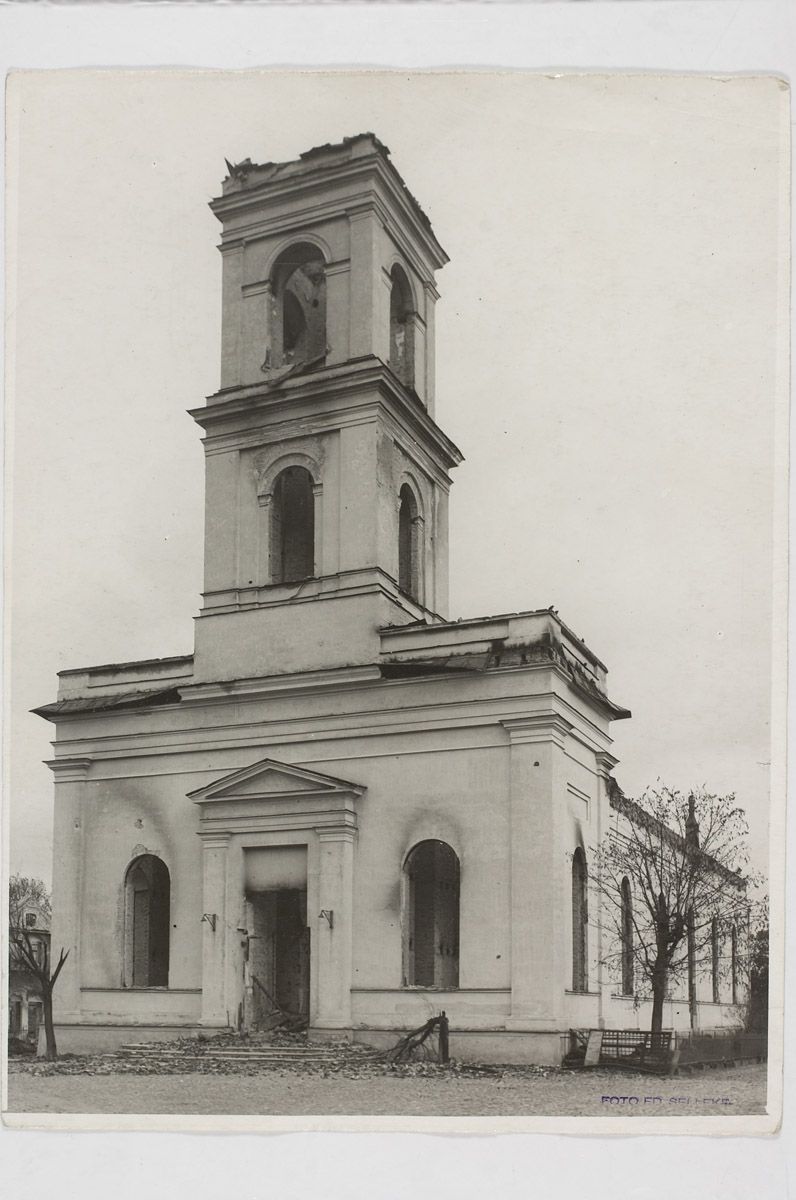 foto: Põlenud Maarja kirik 1941. a.