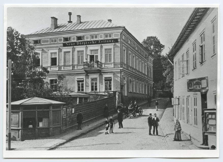 foto: Vallikraavi tänava algus 1877. a