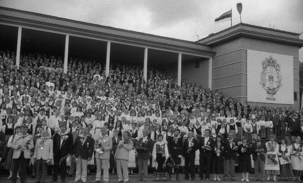 foto: Tartu Laulupidu Tamme staadionil 1989. a.