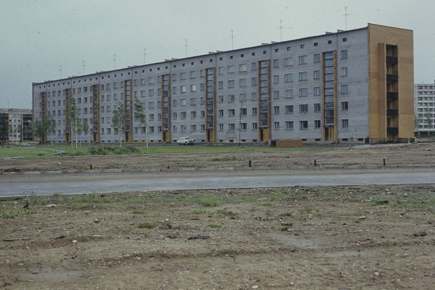 foto: Kooperatiivelamu Kalda tee ja Sõpruse pst nurgal 1980ndatel