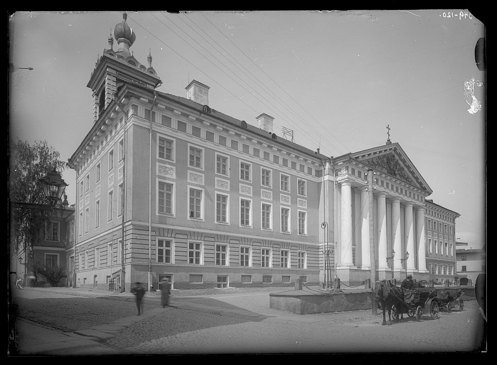foto: Tartu Ülikooli peahoone 1914. a