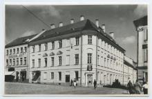 foto: Nn. vana ülikooli hoone Rüütli tänava ja Raekoja platsi nurgal 1930ndatel