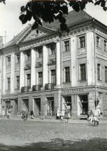 foto: Raekoja plats 16, raamatupood Kirjavara aastatel 1970-1975 