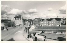 foto: Vabadussild. Vaade Laia t poolt Vene t suunas. Taga paremal Kalda t. ja Tartu Tööstuskool 1930-1940