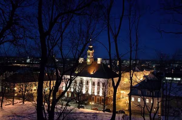 foto: vaade raekojale tähetorni juurest