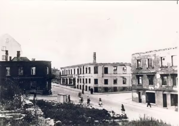 foto: riia ja tähe tänava nurk 1946. a. fotograaf teadmata