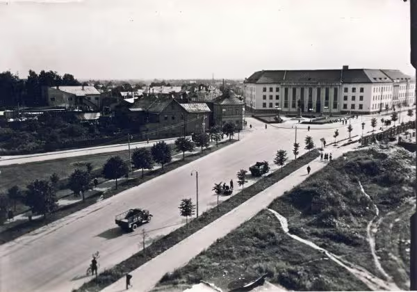 foto: riia tänav 1950. aastate alguses. fotograaf teadmata